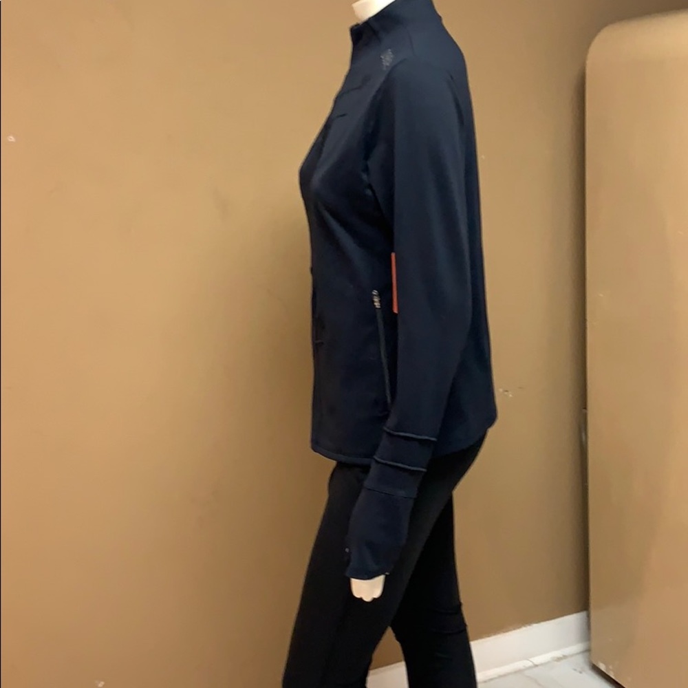 Oiselle Women's Aero Jacket - Picture 4 of 8